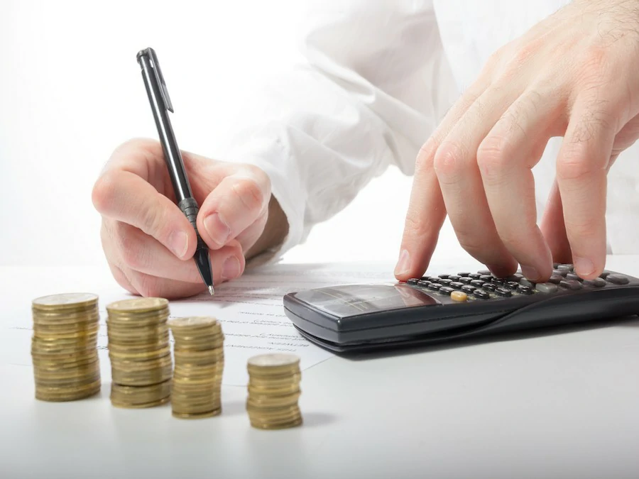 How Much Do Sourcing Agents Charge
